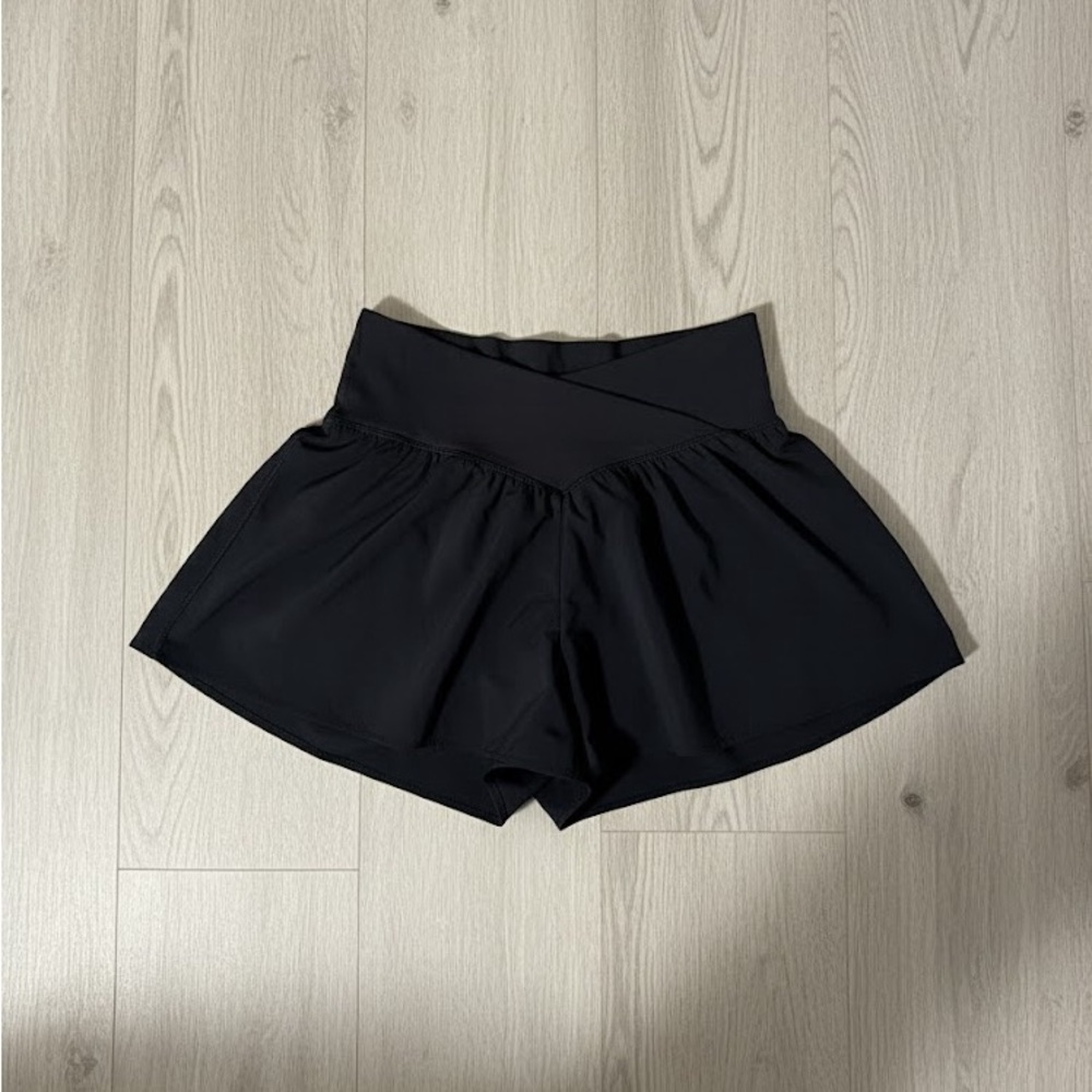 Aerie crossover shorts